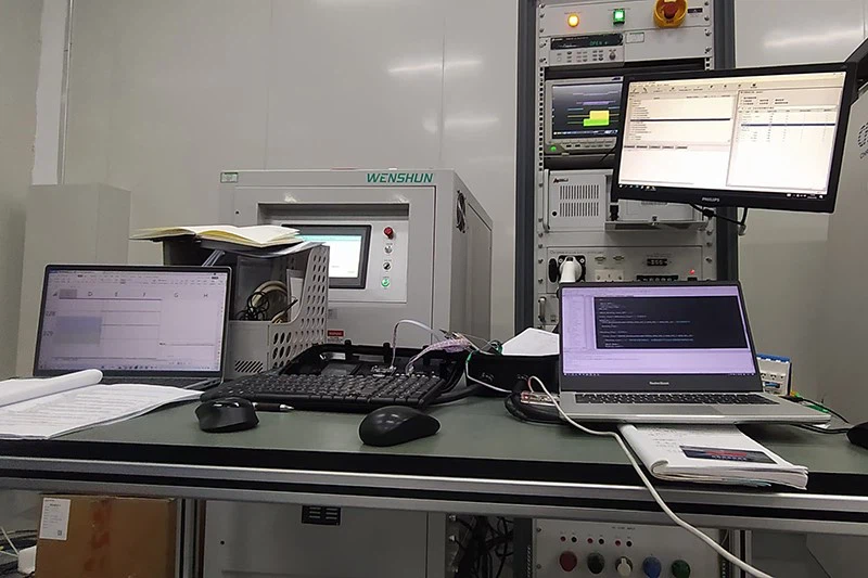 F82C42BD07E1A5878CA7EF09EE9DF2D4